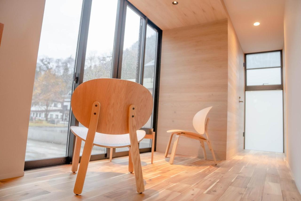 Locomotion Coffee And Bed Tateyama  Exterior foto